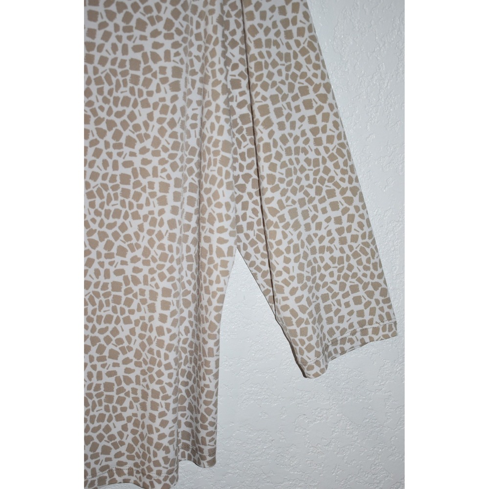 Susan Graver XL Stretch Blouse Button Front Mosaic Print 3/4 Sleeve Tan White - Picture 13 of 16